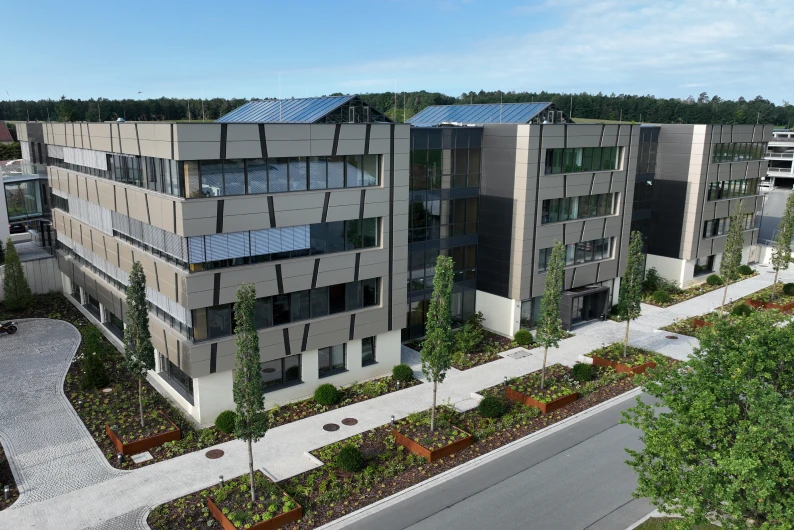 Thomann Verwaltung in Burgebrach – PR Fassade Frontansicht